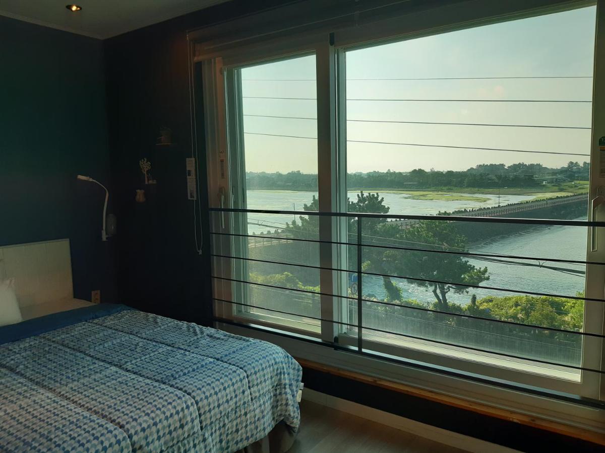 Jeju Gaviota Pension Екстериор снимка