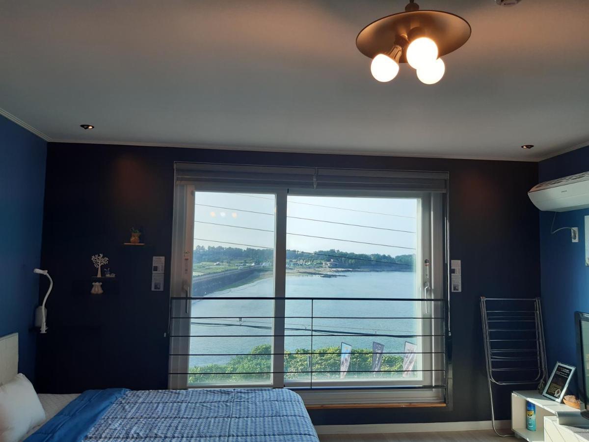 Jeju Gaviota Pension Екстериор снимка