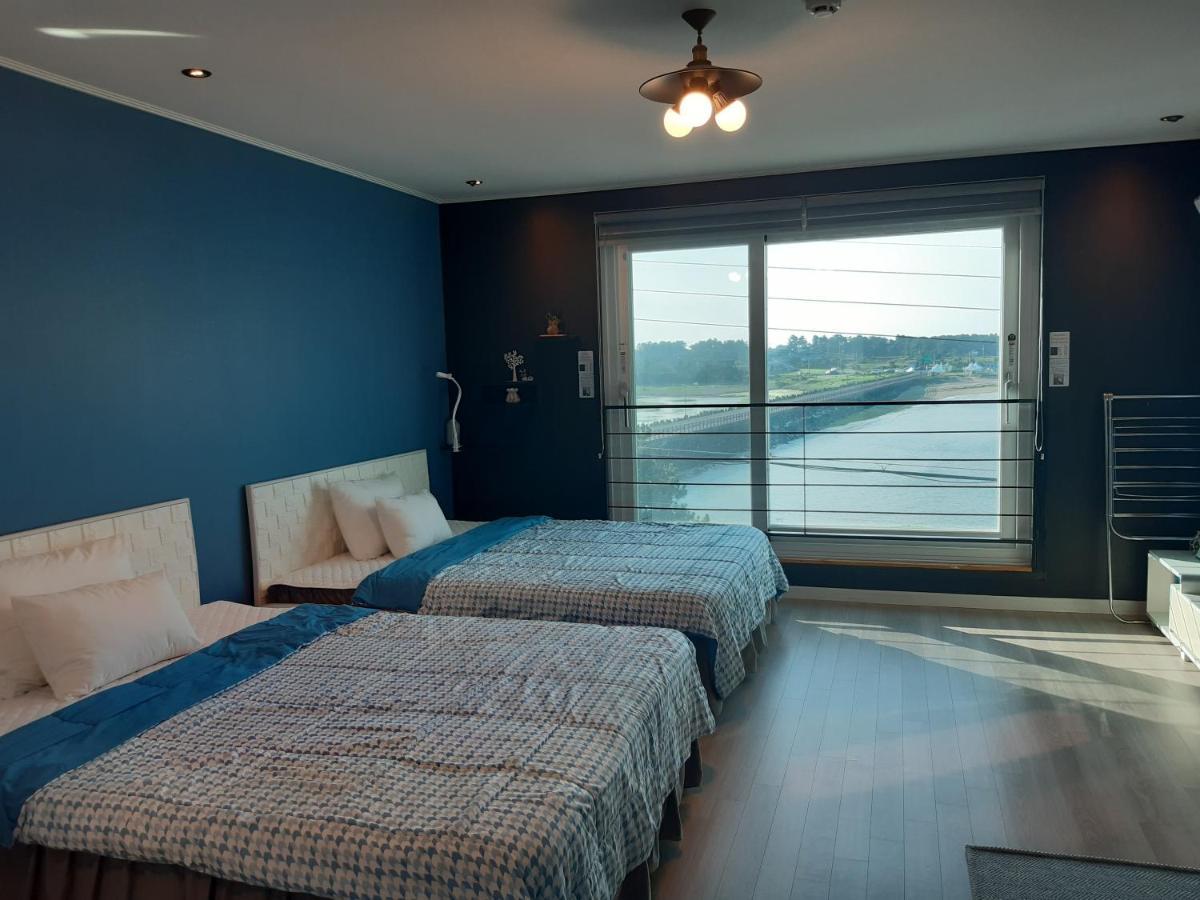 Jeju Gaviota Pension Екстериор снимка